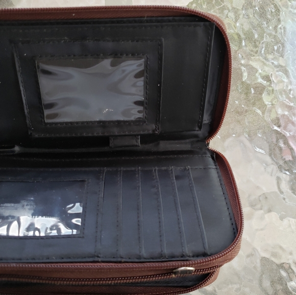 Wallet - Picture 4 of 4